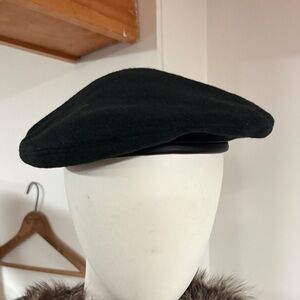 Gap Pro Fleece Classic Black Beret